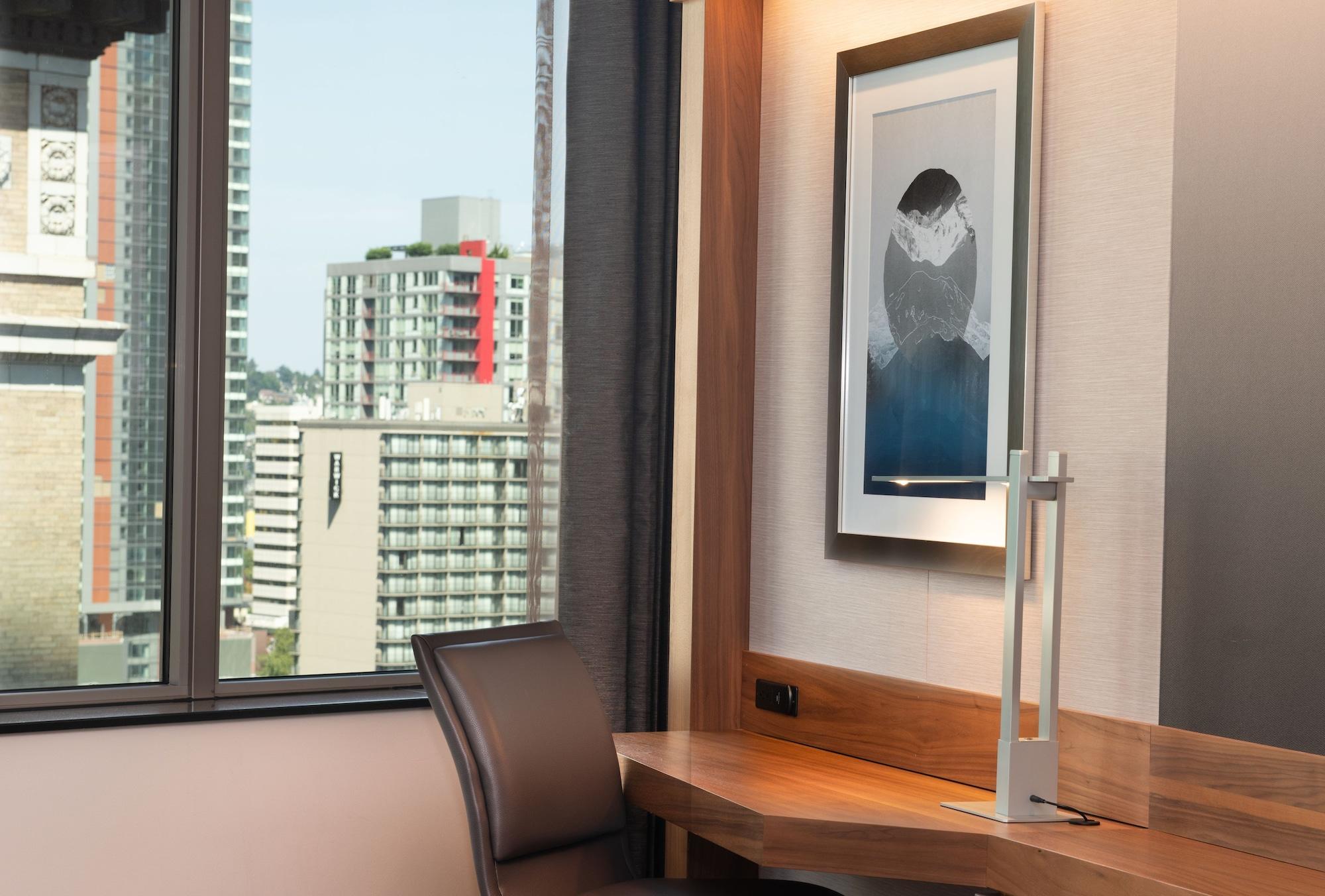 The Charter Hotel Seattle, Curio Collection By Hilton Bagian luar foto