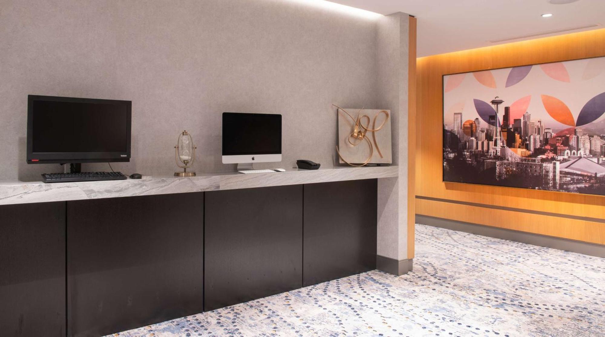 The Charter Hotel Seattle, Curio Collection By Hilton Bagian luar foto